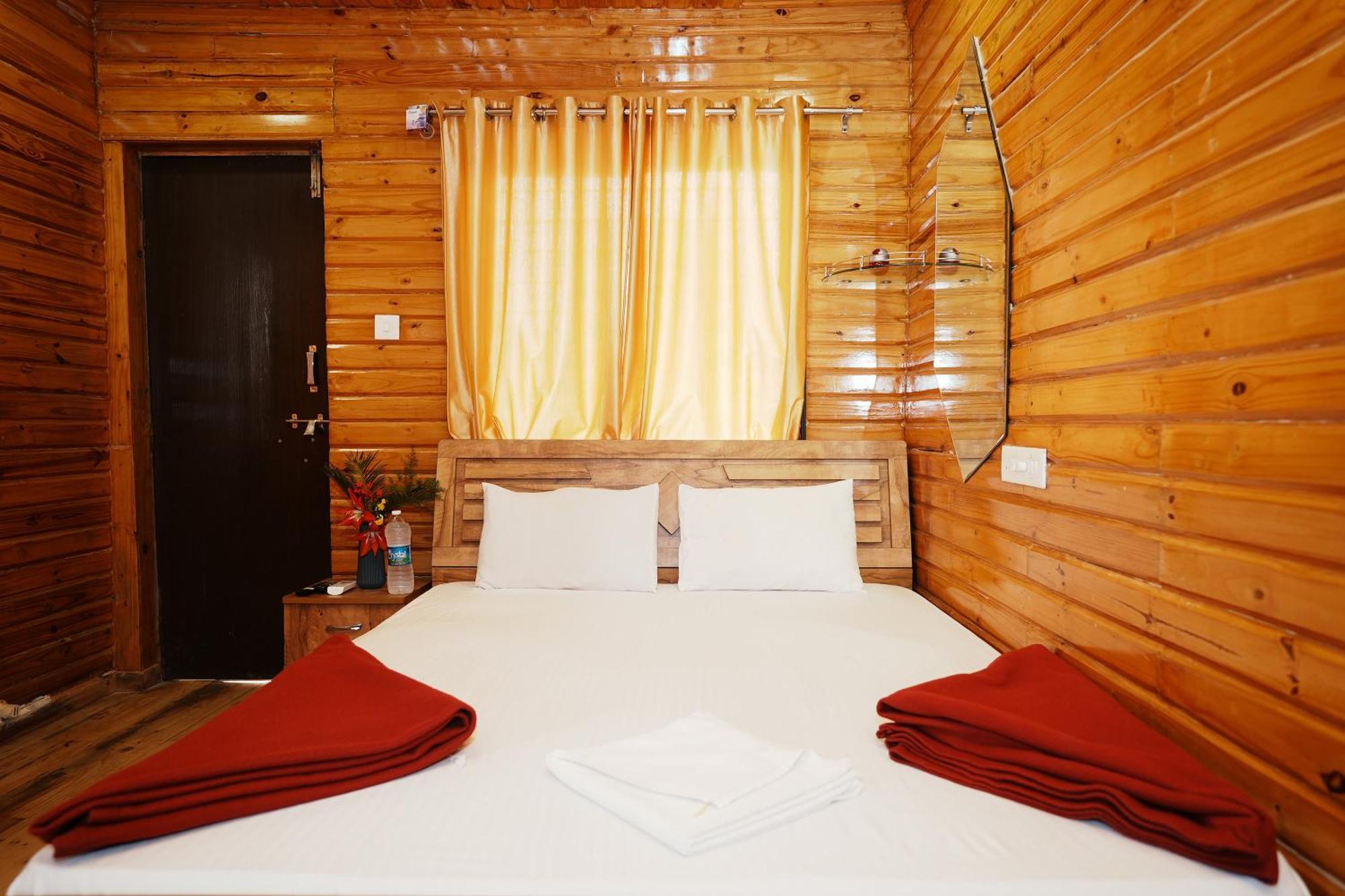Sunshine Resort Pune Exterior photo